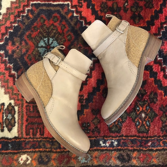 Tan Leather Acne 'Clover' Ankle-Boots - Picture 4 of 11